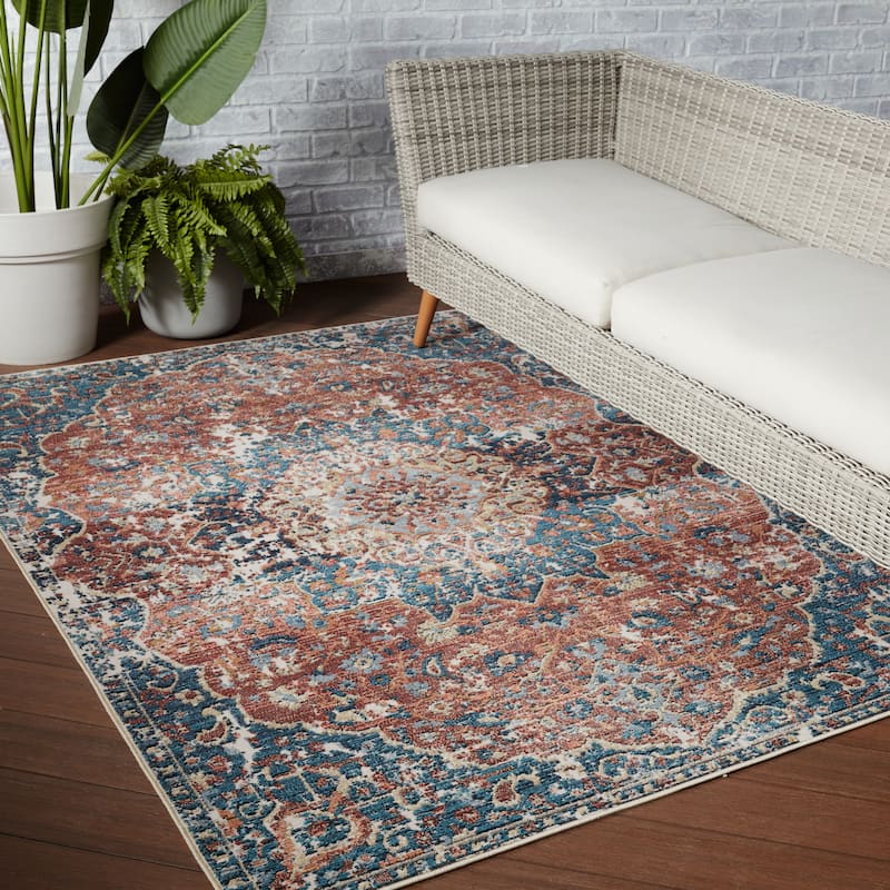 Akela Indoor/ Outdoor Medallion Area Rug