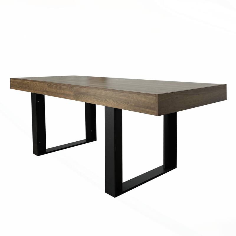 Versatile Extendable Dining Table for Large Gatherings, Enhancing Dining Experience