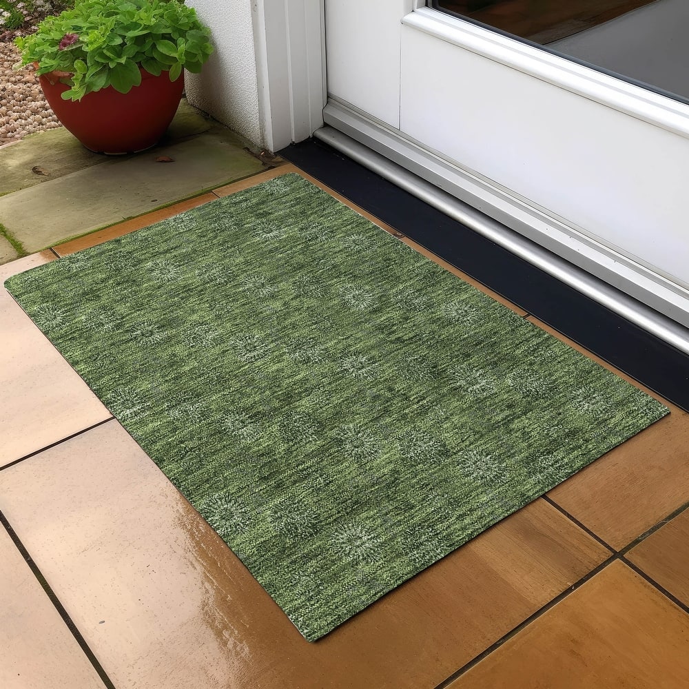 Machine Washable Indoor/ Outdoor Chantille Floral Burst Rug