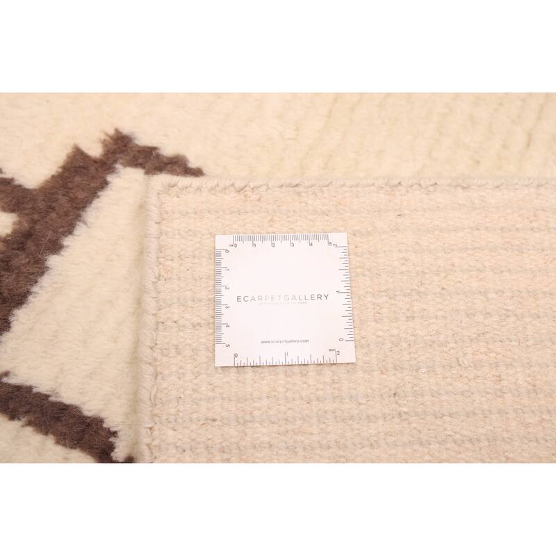 ECARPETGALLERY Hand-knotted Tangier Cream Wool Rug - 5'5 x 7'7