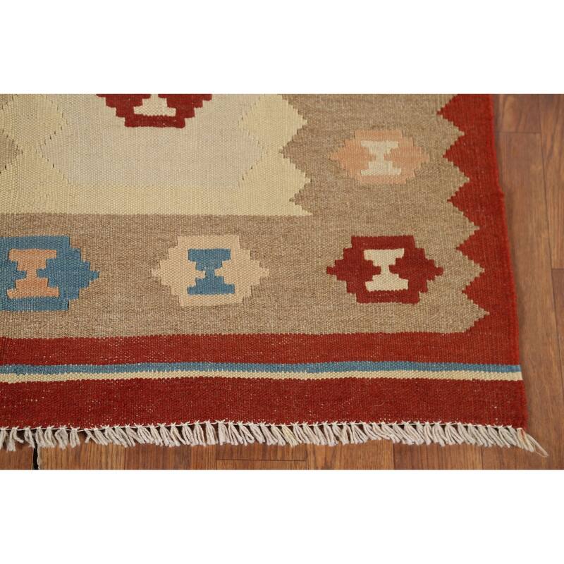 Hand-Woven Geometric Kilim Persian Accent Rug Handmade Wool Carpet - 3'2"x 4'11"