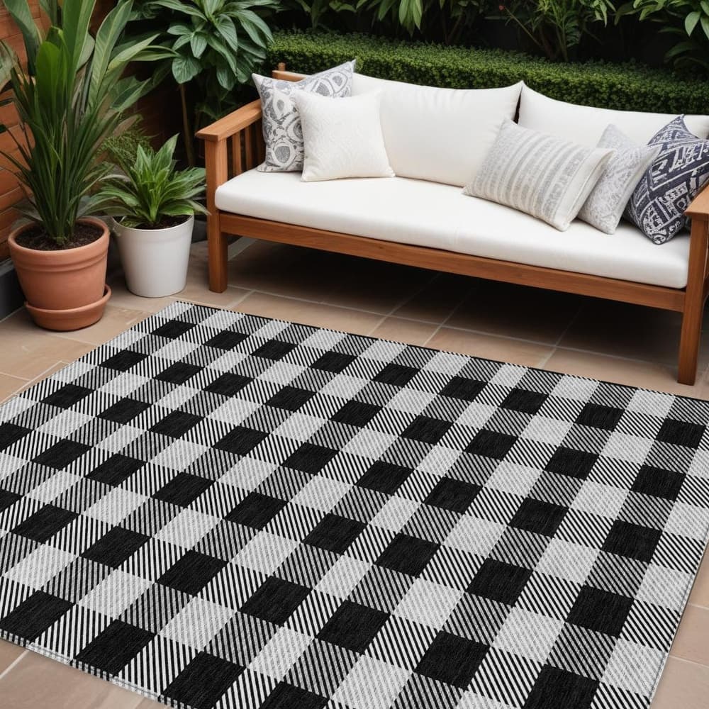 HomeRoots Plaid Transitional Rectangle Outdoor Rug