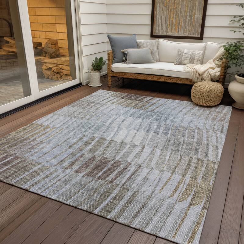 Machine Washable Indoor/ Outdoor Casual Stripe Chantille Rug