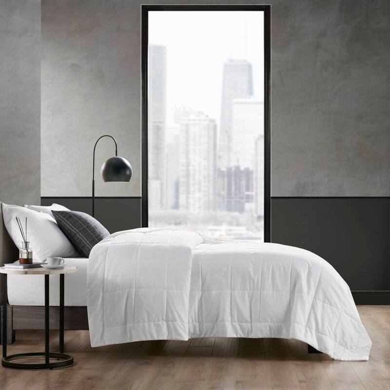 Sharper Image Cooling Touch Down Alternative Blanket