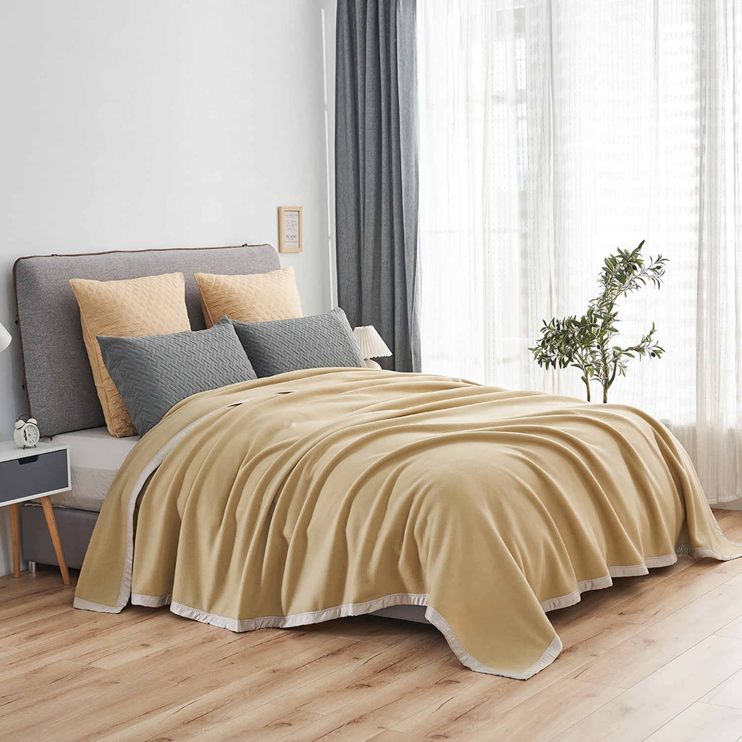 Solid Fleece Blanket with Satin Trim Queen King Size Bed Bath Beyond 33886543