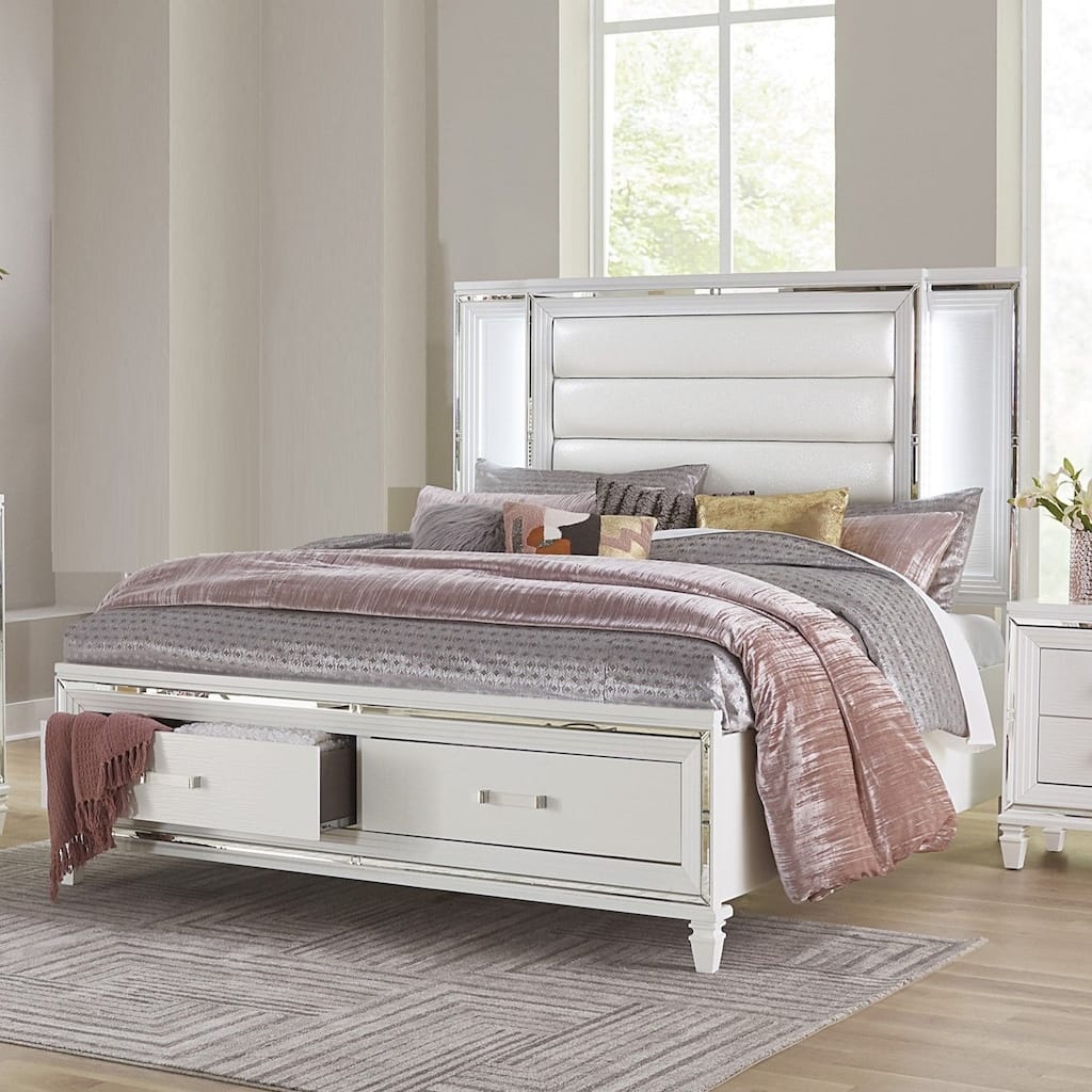 White Finish Platform Storage Bed 1pc Footboard Drawers