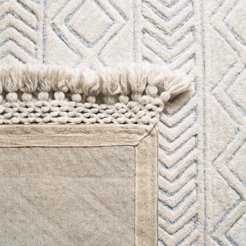 SAFAVIEH Handmade Casablanca Shag Jenney Tribal Wool Rug