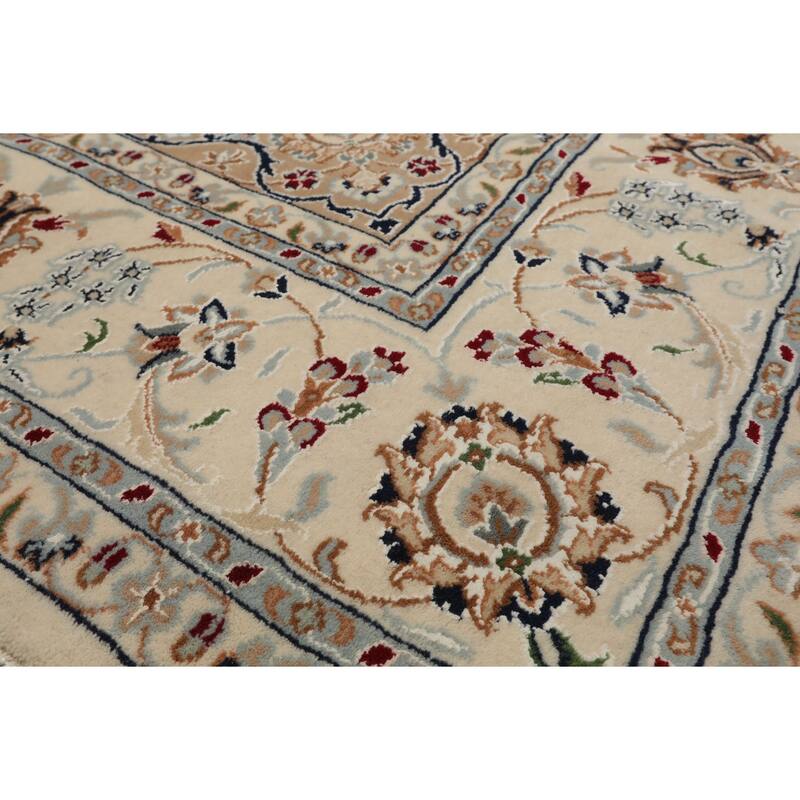 6'3''x9'3'' Hand Knotted Wool Ivory Nain Traditional Plush Pile Rug - 6' 3'' x 9' 3''