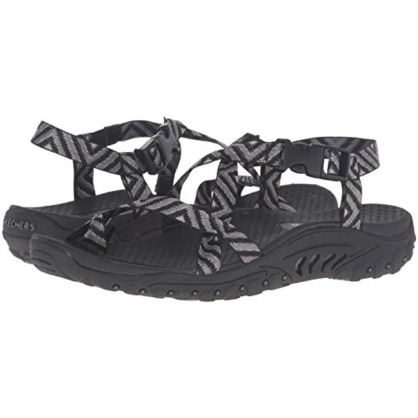 Skechers reggae haystack store