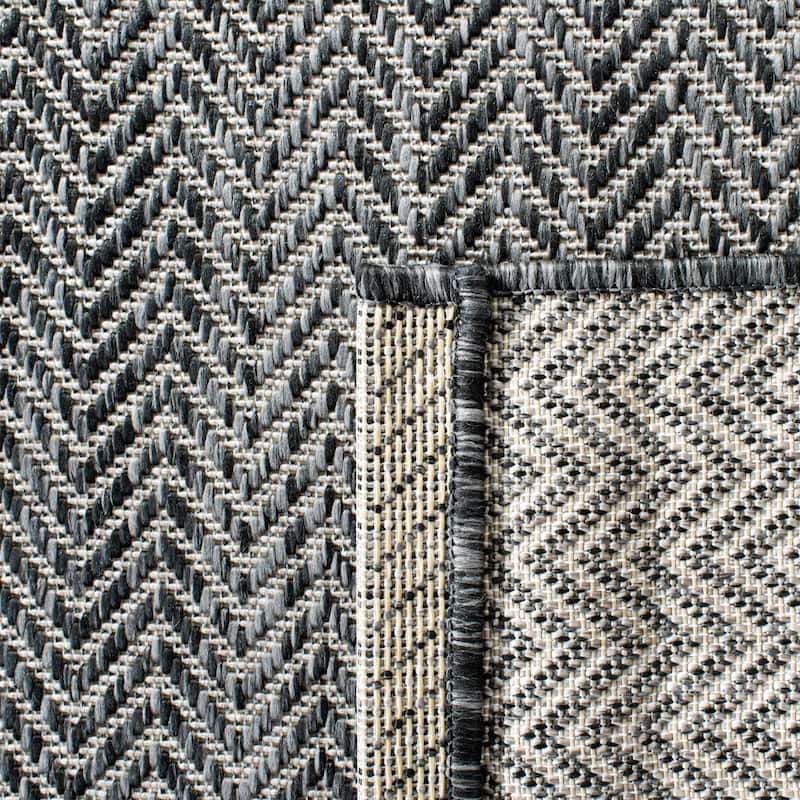 SAFAVIEH Courtyard Carolann Indoor/ Outdoor Waterproof Patio Backyard Rug - 2'3"x5'Runner - Black/Beige