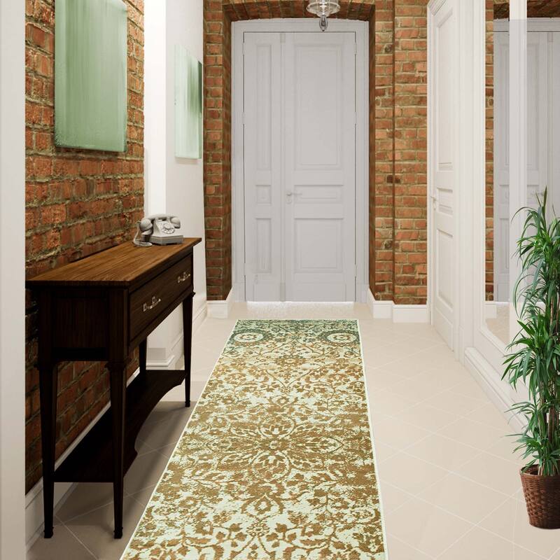 Superior Pendleton Traditional Floral Indoor Runner or Area Rug