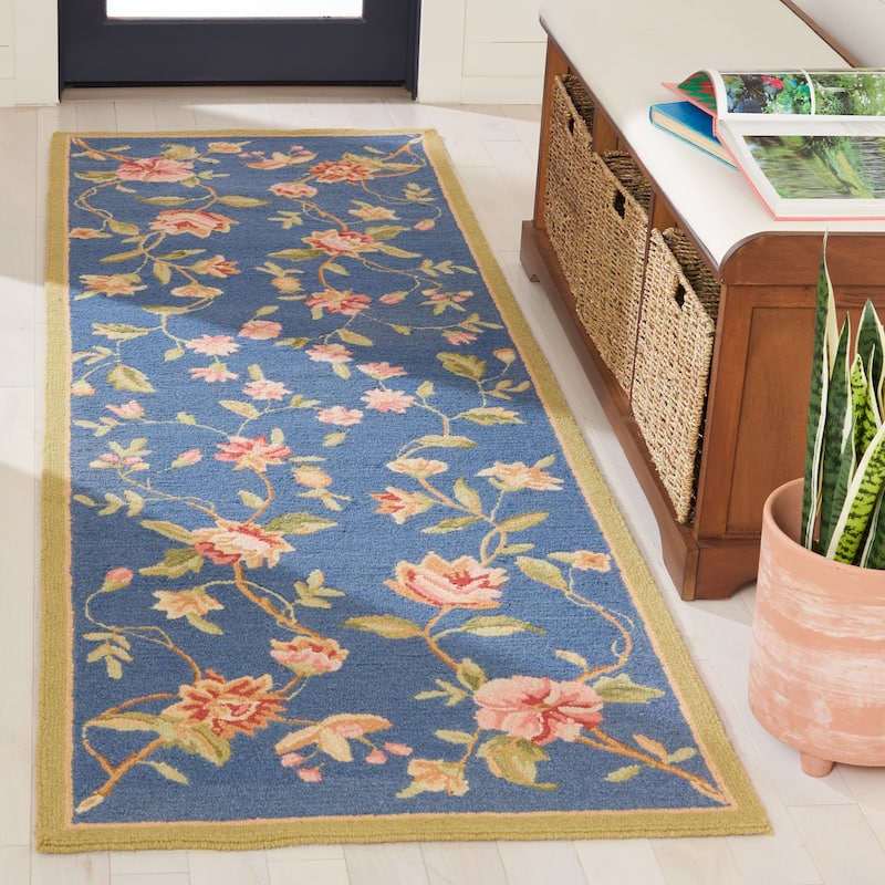 SAFAVIEH Handmade Chelsea Rodovica Floral French Country Wool Rug - 2'6" x 10' Runner - Light Blue