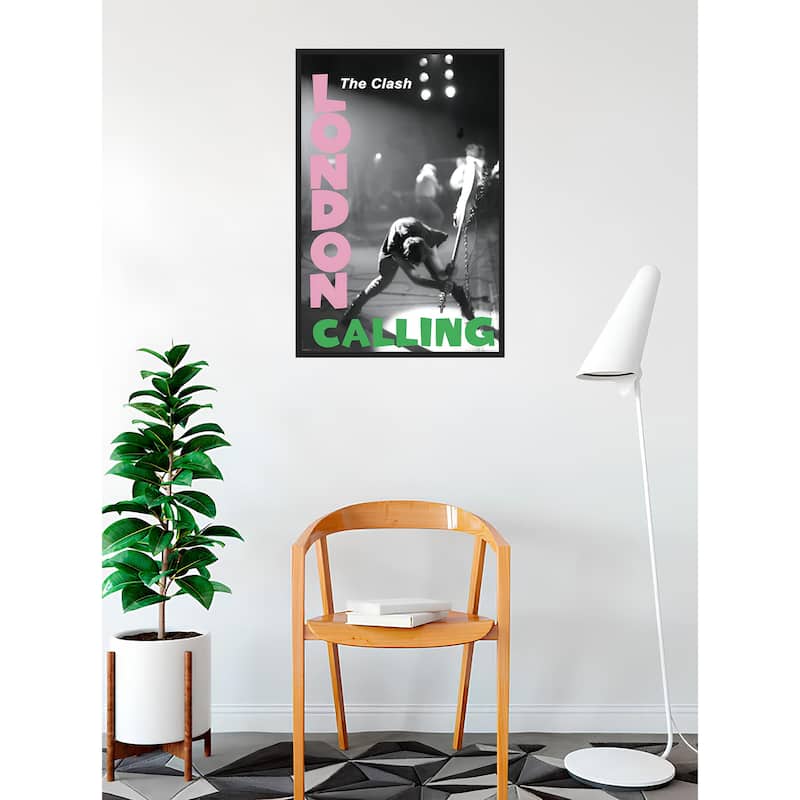 The Clash - London Calling Framed Art Poster - 24 x 36 Inch