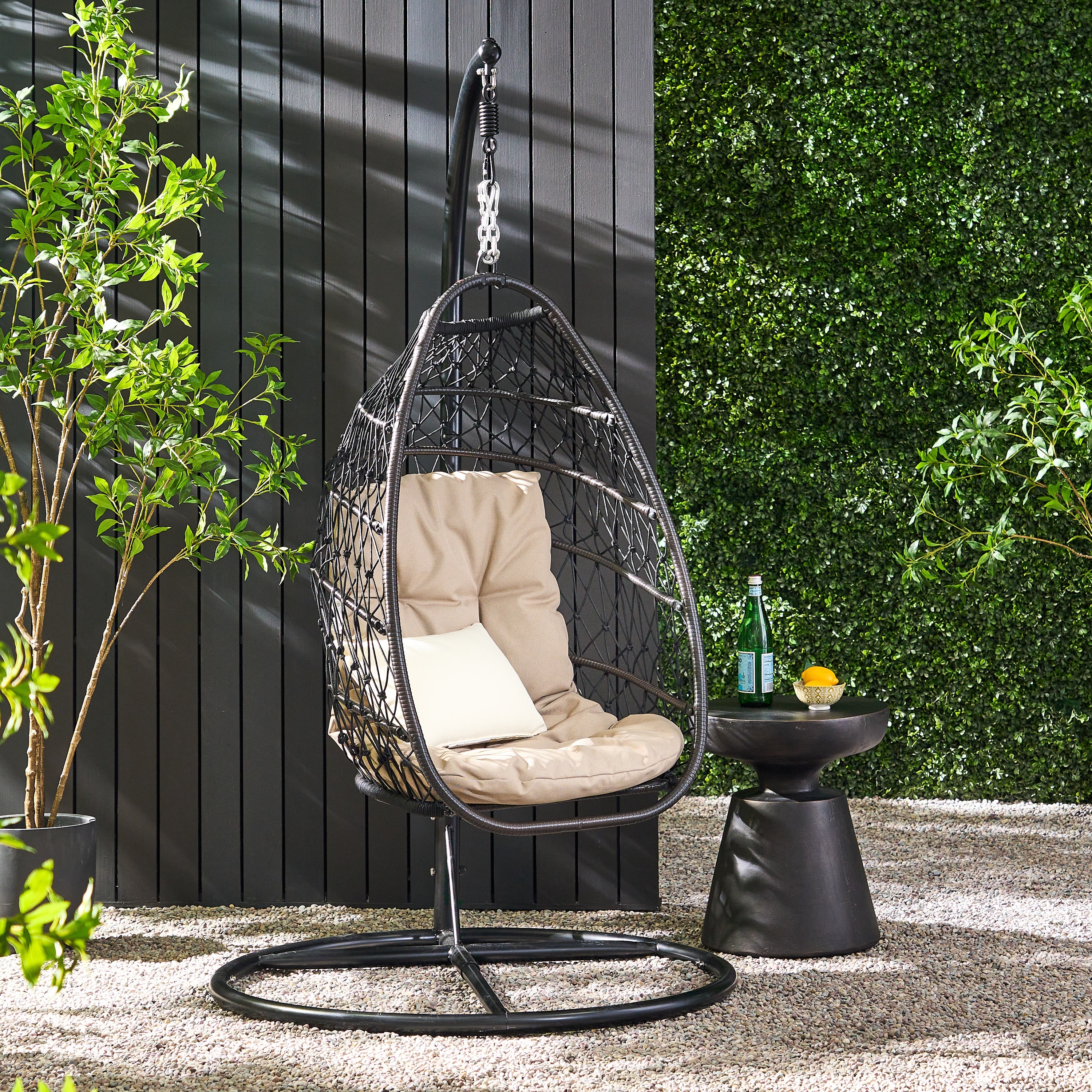 How much does 2025 a hanging chair cost