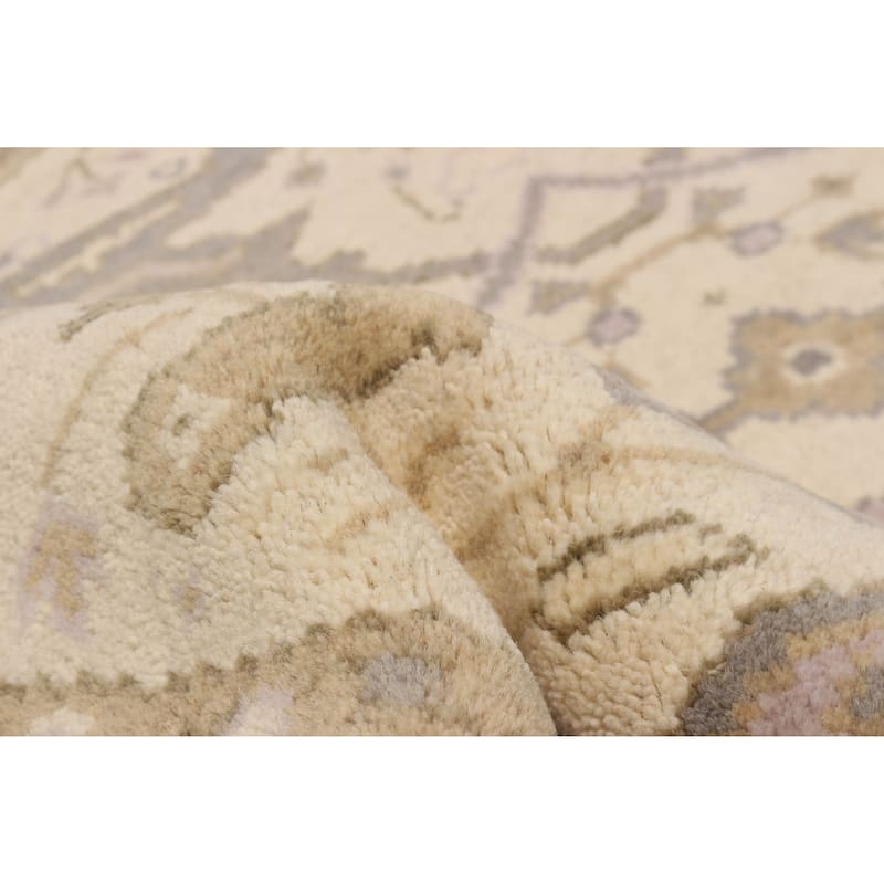 ECARPETGALLERY Hand-knotted Royal Oushak Ivory Wool Rug - 4'10 x 4'10
