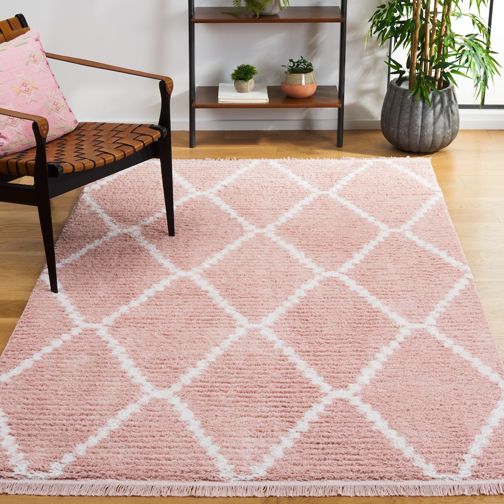 SAFAVIEH Augustine Myoung Trellis Fringe Rug