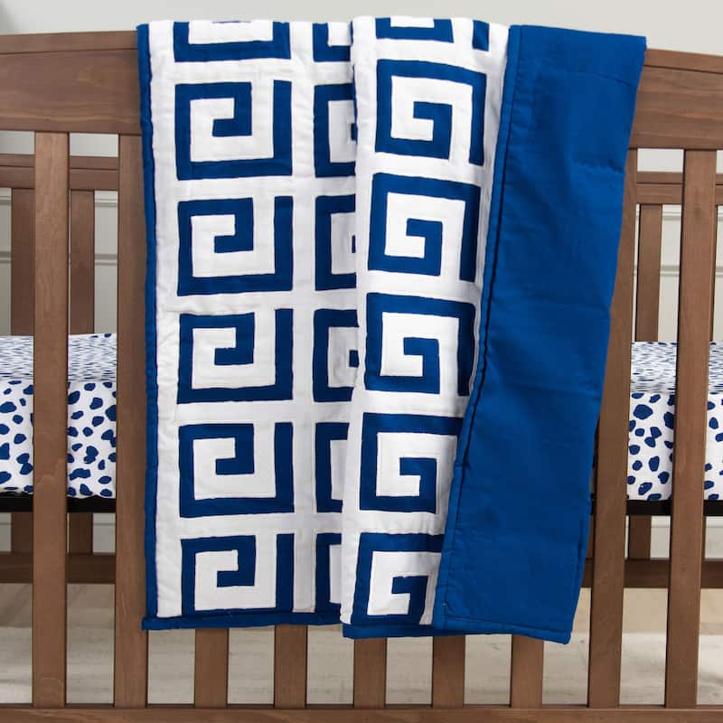 Rizzy Home Adair Greek Key Crib Quilt - 38" X 50"