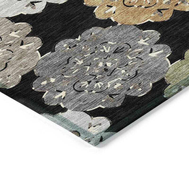 Machine Washable Indoor/ Outdoor Global Motif Chantille Rug