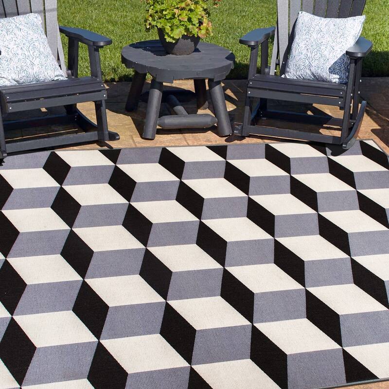 Contemporary Geometric Flatweave Indoor/Outdoor Area Rug - 7'10"X10' - Gray