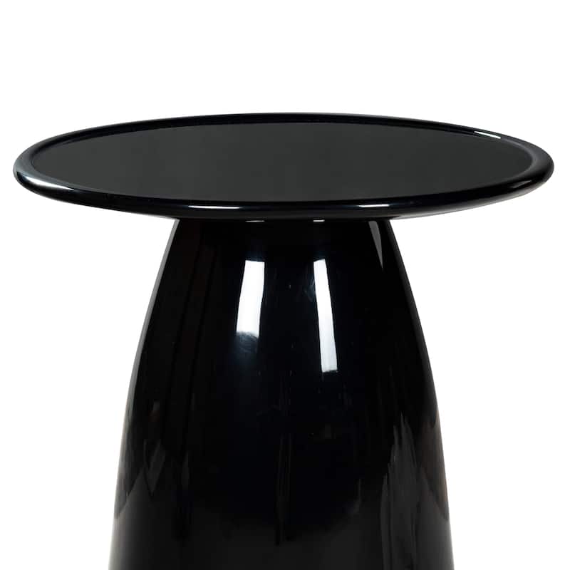 SAFAVIEH Couture Stephan Concrete Accent Table - 18"W x 18"D x 22"H