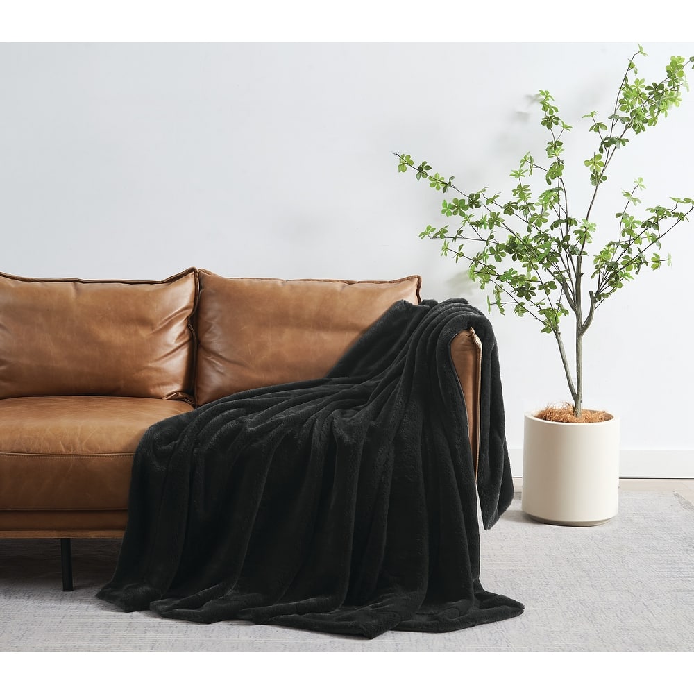 Royal Velvet Luxe Faux Rabbit Fur 60x70 Throw in Gift Box