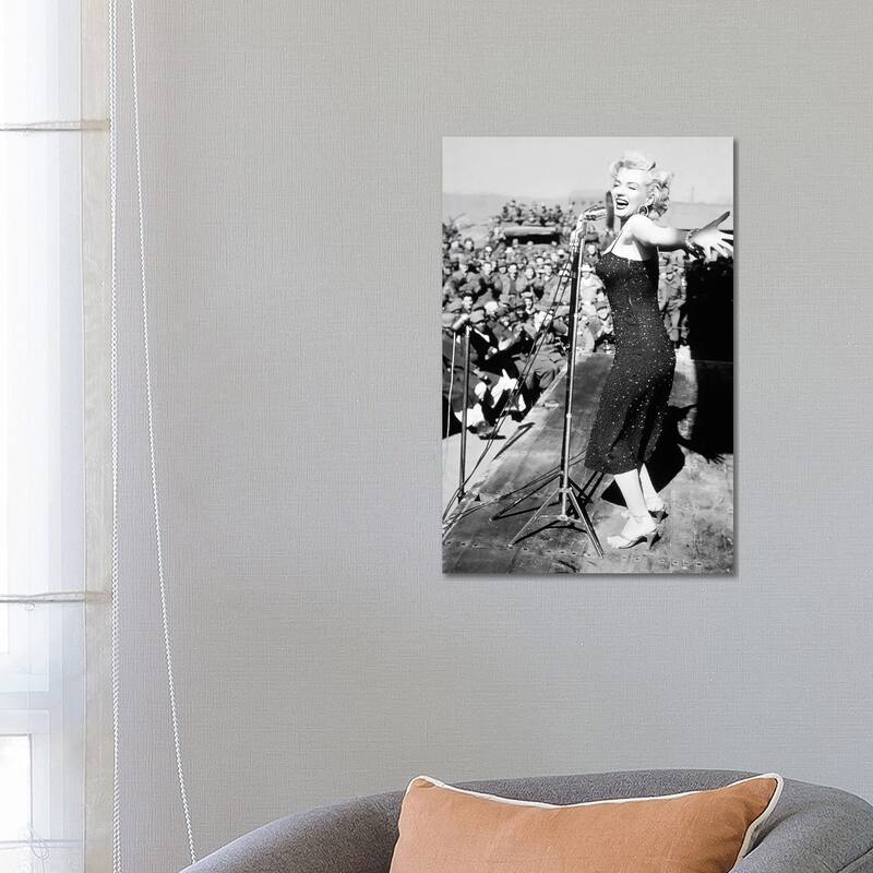 iCanvas "Marilyn Monroe Black And White Crowd Stopper 3" by Radio Days Canvas Print - 26x18x1.5