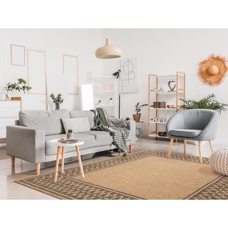 Liora Manne Sahara Diamond Border Indoor/Outdoor Rug