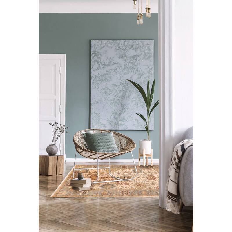 ECARPETGALLERY Hand-knotted Jules Serapi Ivory Wool Rug - 5'10 x 8'11