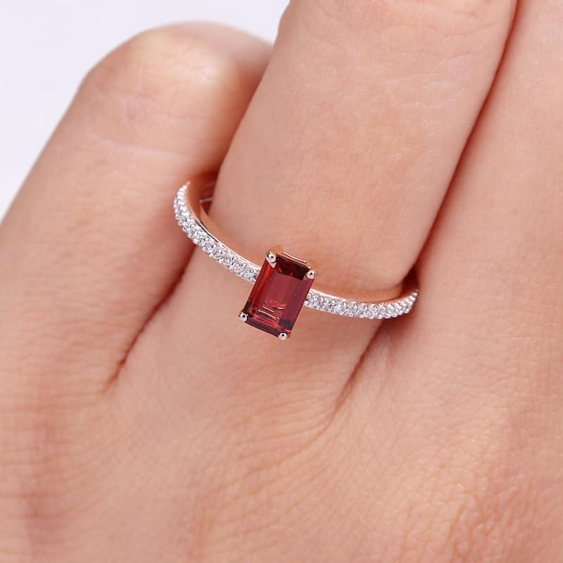 Miadora 10k Rose Gold Octagon-cut Garnet and 1/10ct TDW Diamond Birthstone Ring