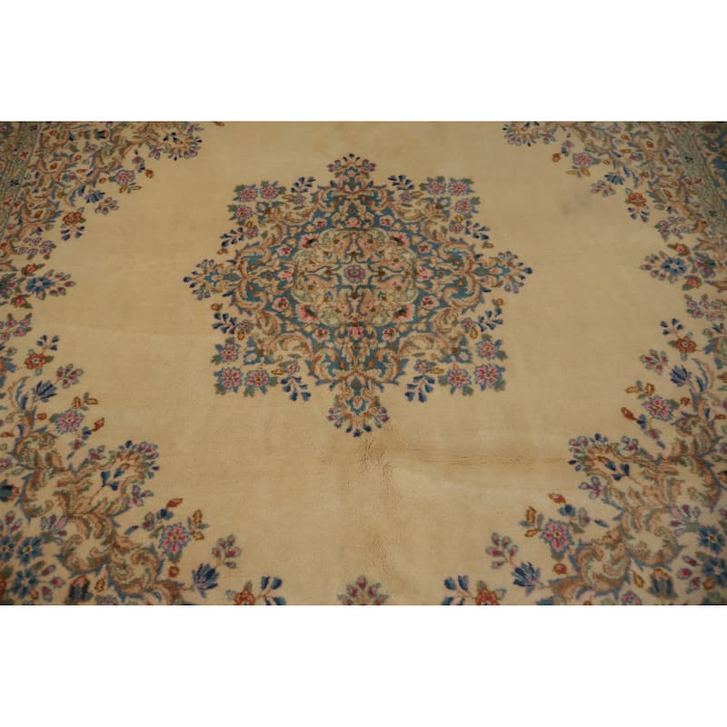 Hand Knotted Oriental 100% Wool Carpet Traditional Floral Beige & Ivories Kerman Area Rug - 8' 0'' X 7' 7''