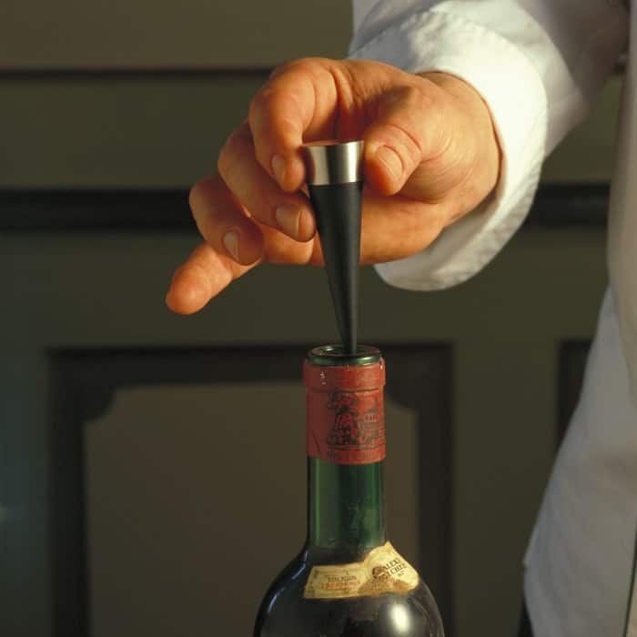 Rosendahl Grand Cru Wine Stopper, Black/Steel - H: 3.5"