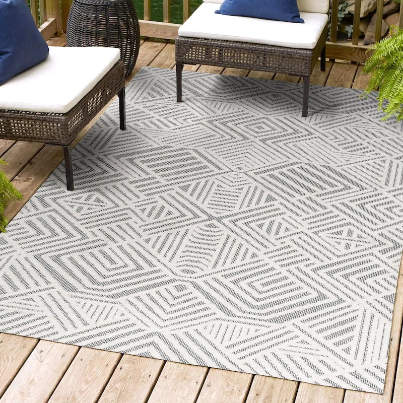 JONATHAN Y Aylan High-Low Pile Art Deco Geometric Indoor/Outdoor Area Rug