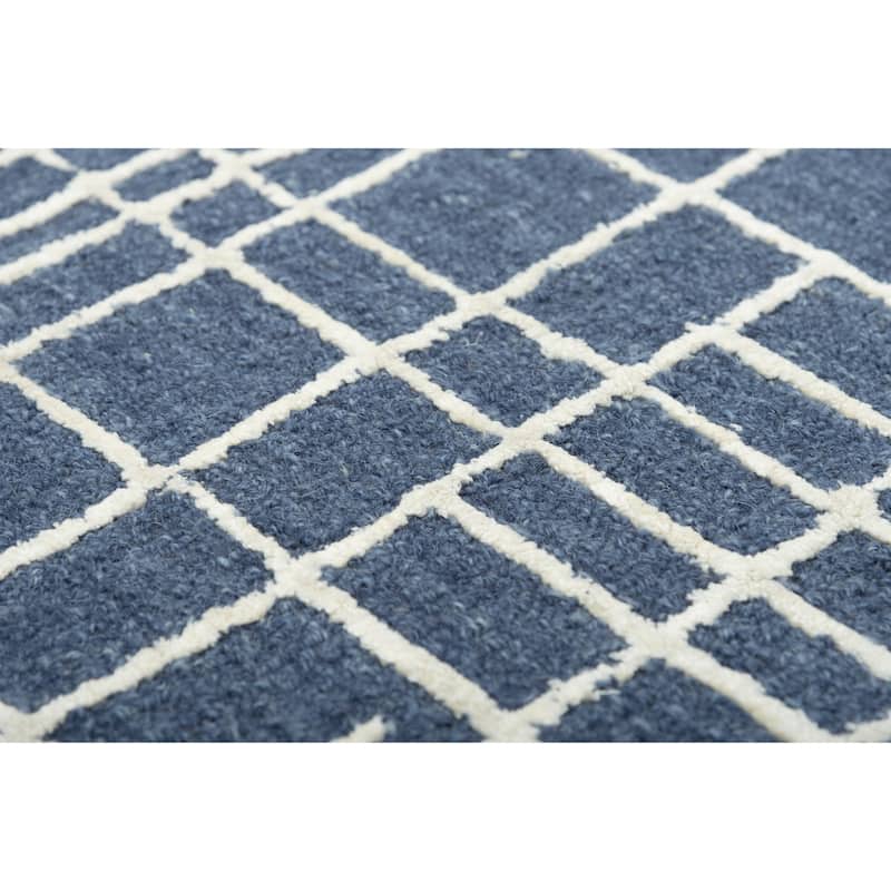 Alora Decor Classic Blue and Ivory Geometric Hand-tufted Wool Rug