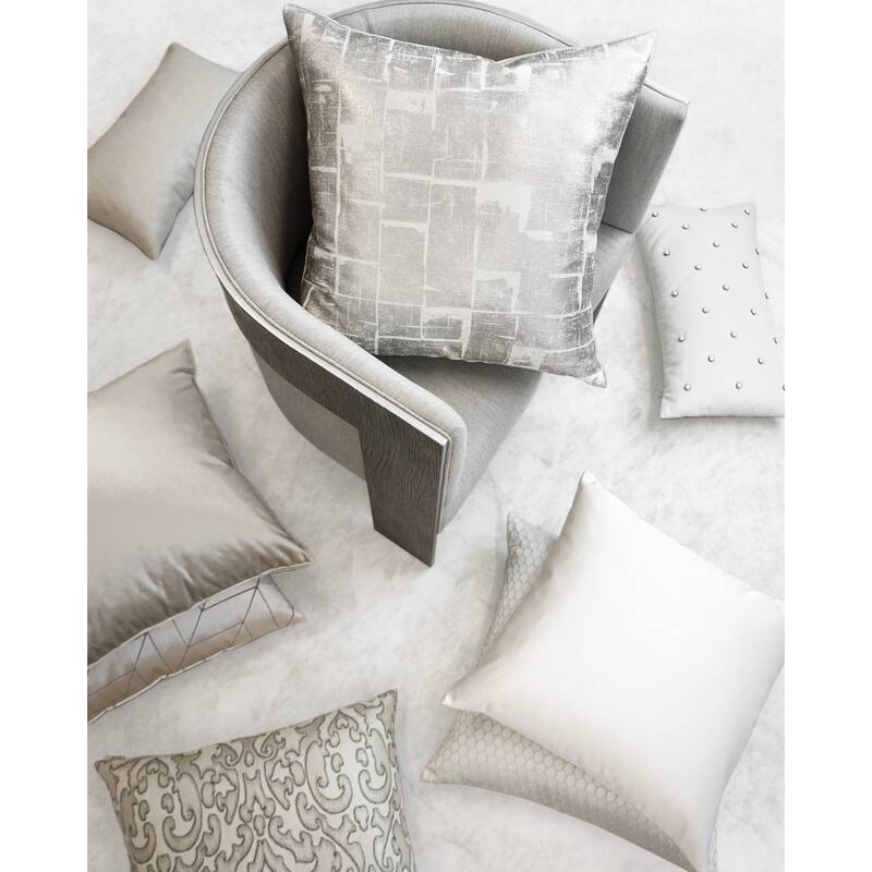 Villa Ivory Decorative Throw Pillow