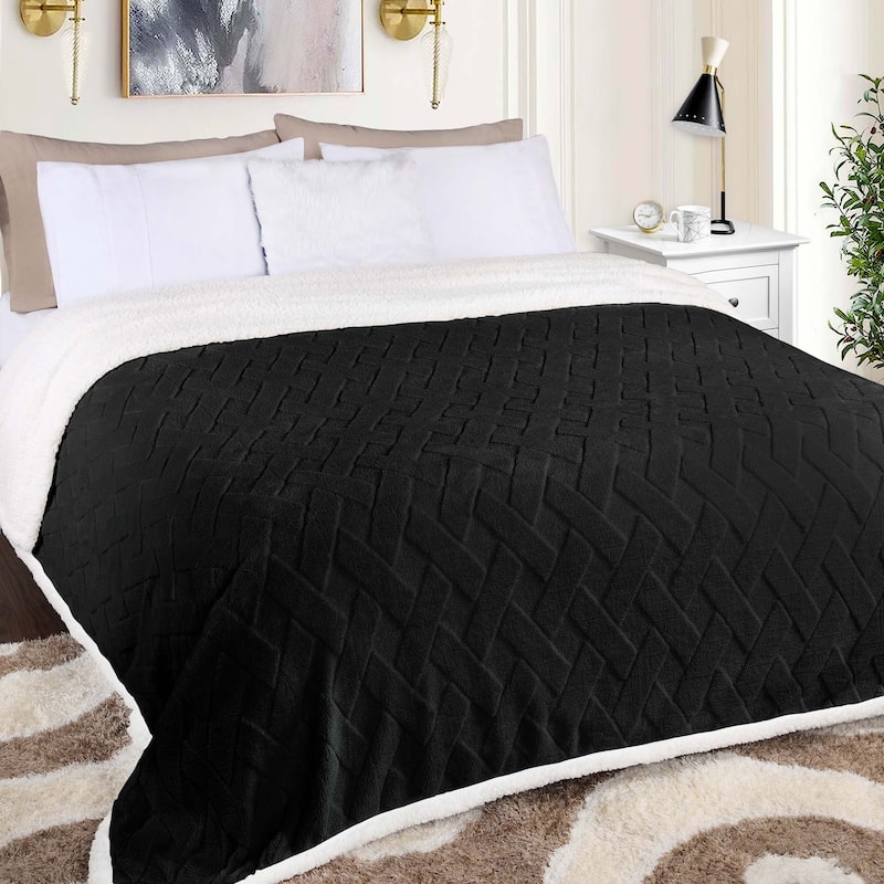 Superior Nuuk Jacquard Lattice Fluffy Sherpa Fleece Blanket