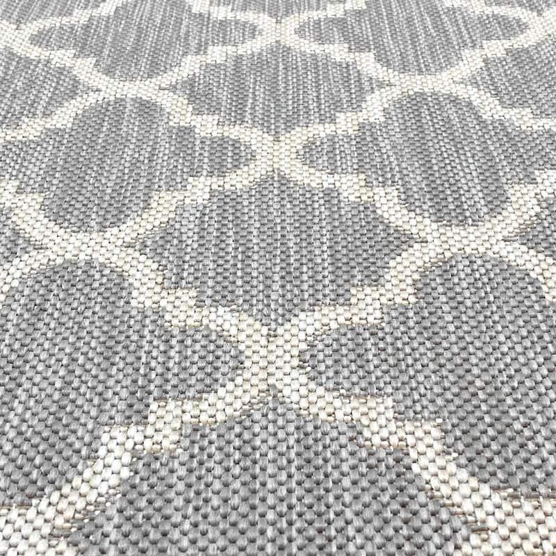 Exo Coastal Geometric Indoor/Outdoor Area Rug