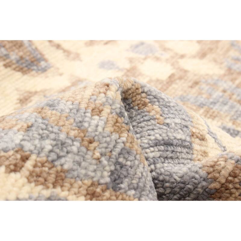 ECARPETGALLERY Hand-knotted Mystique Cream Wool Rug - 2'8 x 18'11