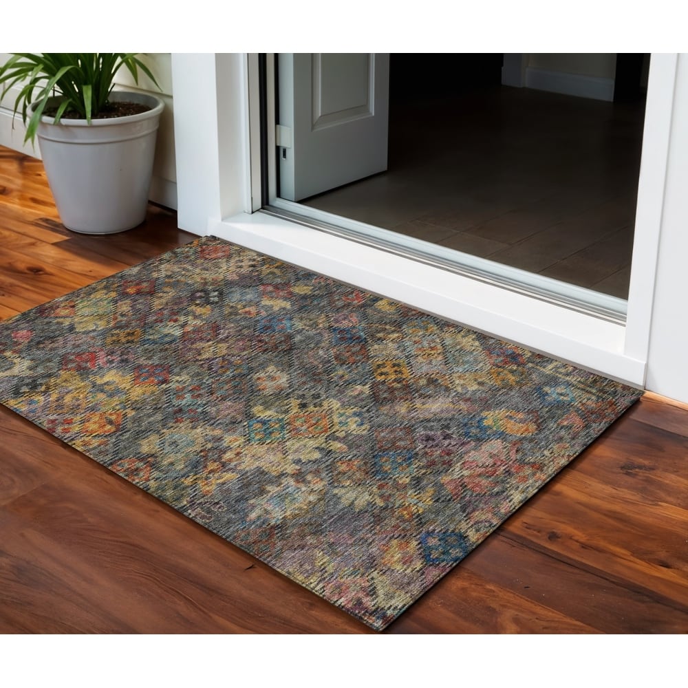 HomeRoots Floral Traditional Rectangle Outdoor Rug