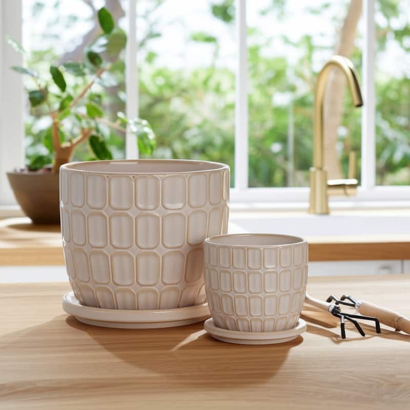 Decorative Ceramic Platner with Pattern - Set of 2, 8", 6", Ivory