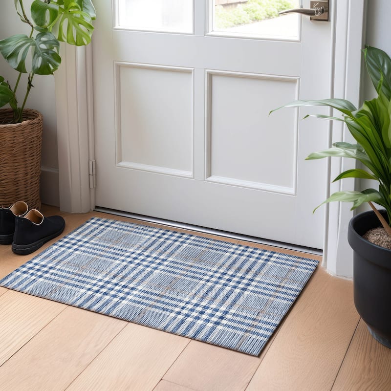 Machine Washable Indoor/ Outdoor Plaid Chantille Rug - Navy - 1'8" x 2'6"