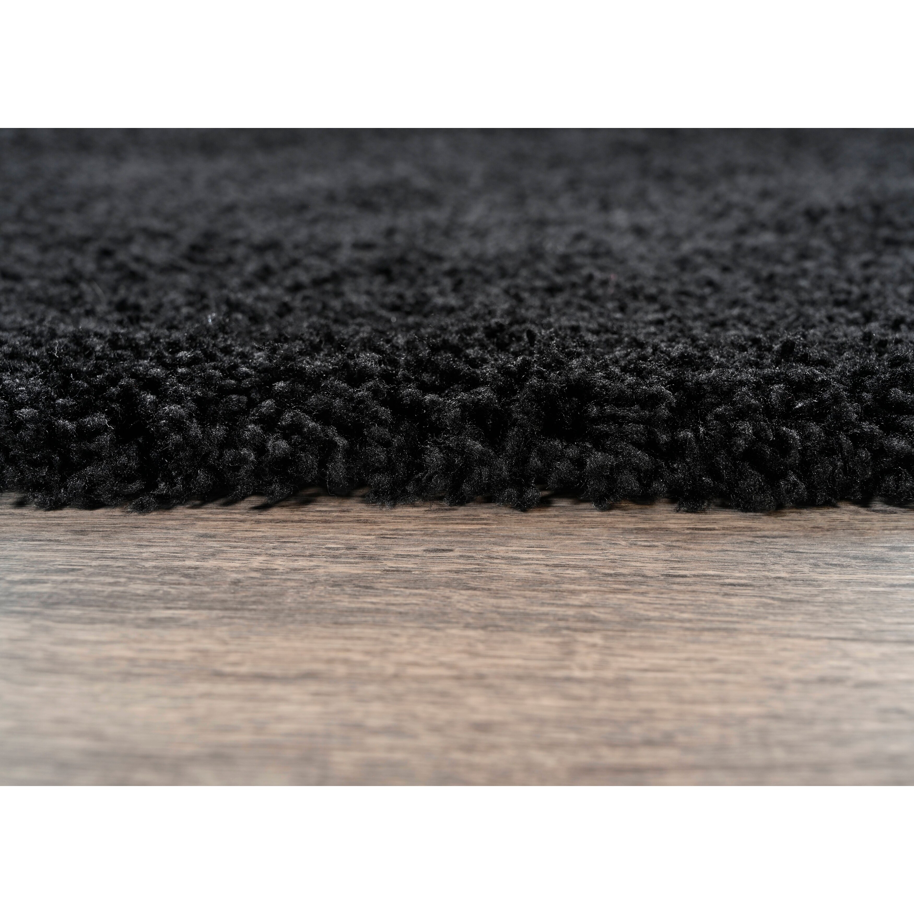 https://ak1.ostkcdn.com/images/products/is/images/direct/d88ad3a8d6ae5ad0e2204b7d31dc2b40b50421ec/Serendipity-Shaggy-Nylon-Washable-Bath-Rug.jpg