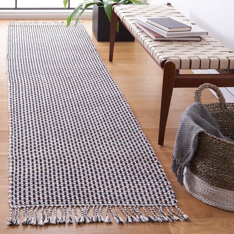 SAFAVIEH Handmade Montauk Wakely Casual Rug
