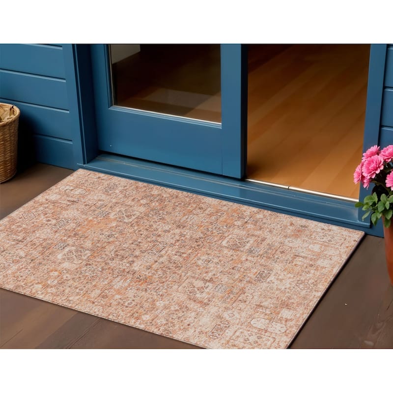 HomeRoots Floral Transitional Rectangle Outdoor Rug - 3' x 5'