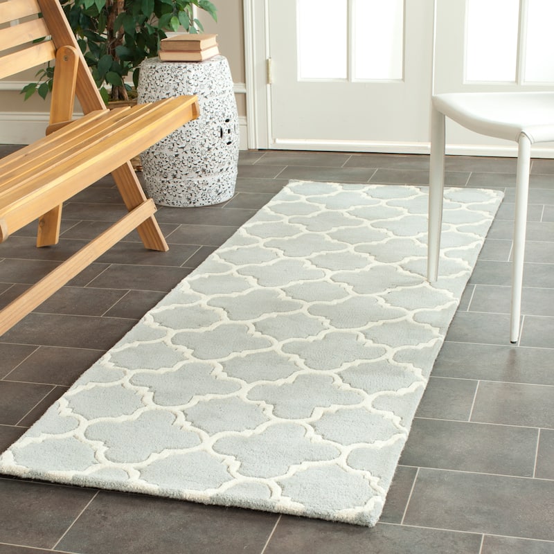 SAFAVIEH, Handmade Chatham Caisa Modern Moroccan Wool Rug - 2'3" x 11' Runner - Grey/Ivory