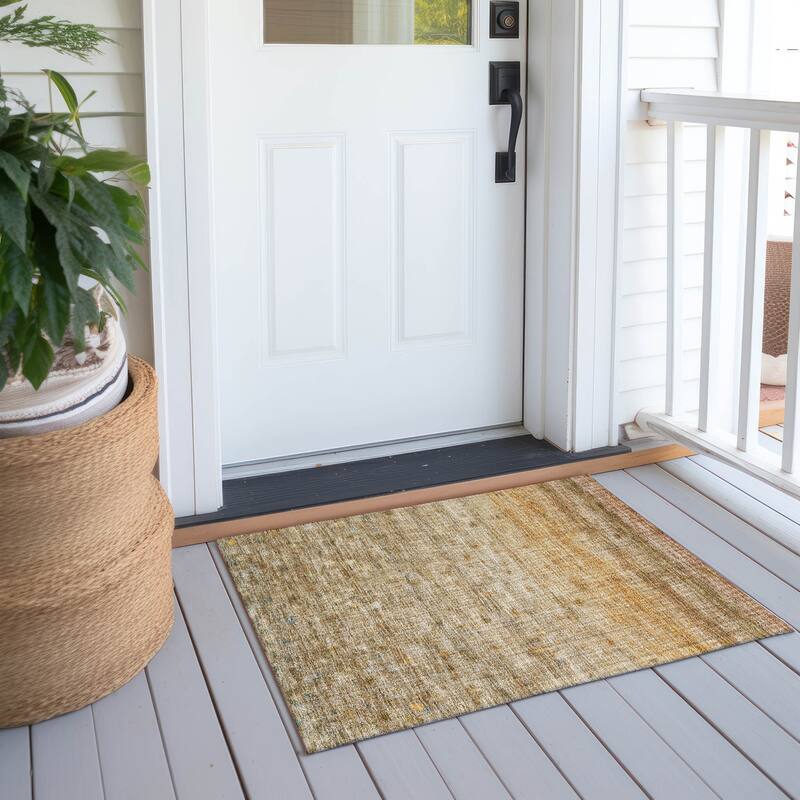 Machine Washable Indoor/ Outdoor Ombre Stripes Chantille Rug - Beige - 1'8" x 2'6"