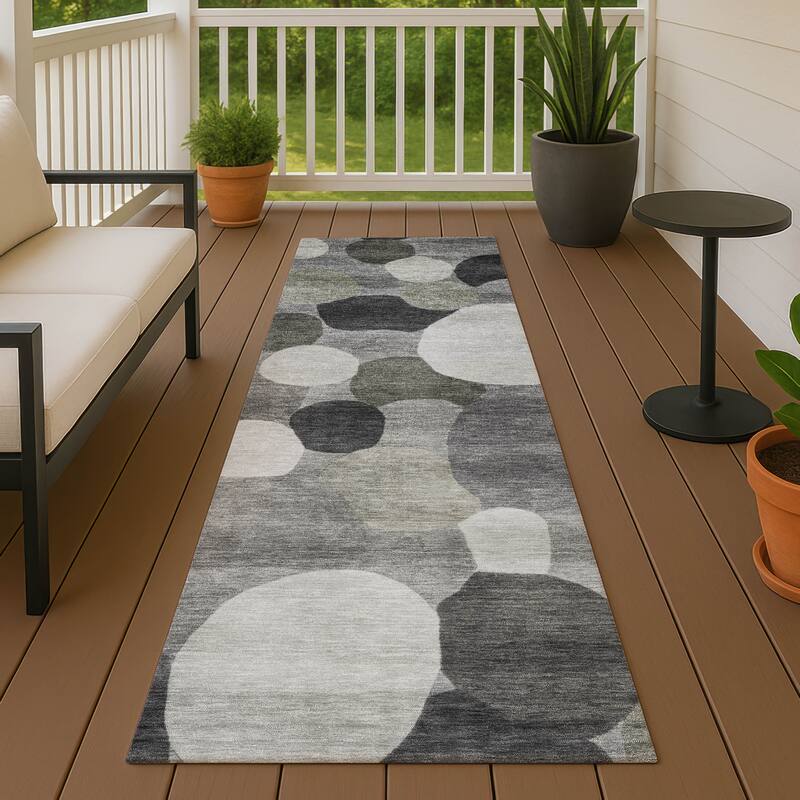 Machine Washable Indoor/ Outdoor Modern Circy Chantille Rug - Gray - 2'3" x 7'6"