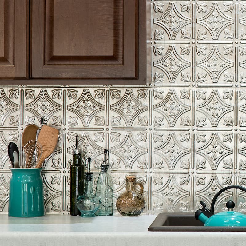 FASÄDE Traditional Style 1 Decorative Vinyl Backsplash Panel