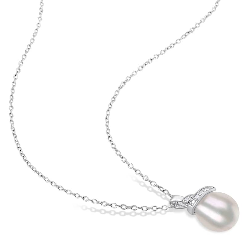 Miadora Sterling Silver Cultured Freshwater Pearl and Diamond Accent Swirl Necklace (6.5-7mm)