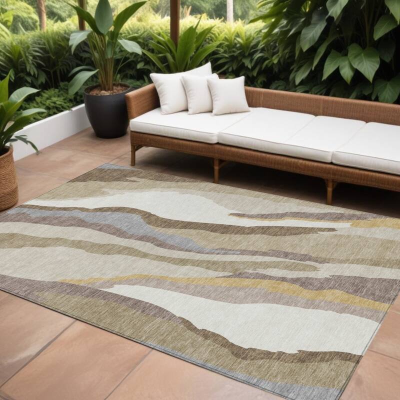 HomeRoots Abstract Transitional Rectangle Outdoor Rug - 9' X 12'