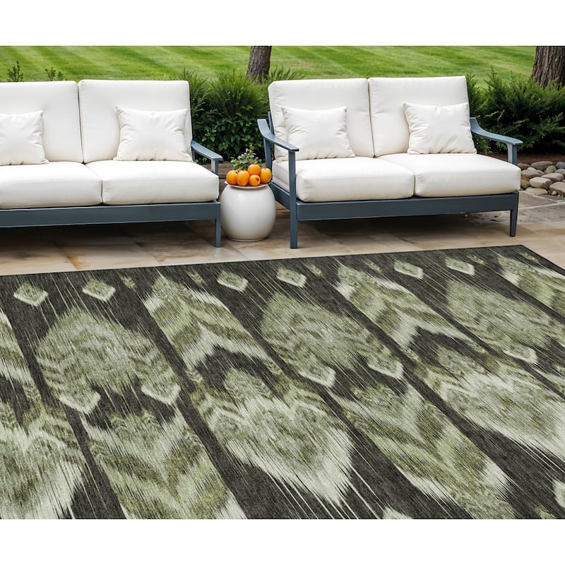 HomeRoots Southwestern Transitional Rectangle Outdoor Rug - 9' X 12'